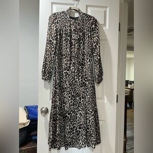 Banana Republic Black and Cream Animal Print Long Sleeve Dress